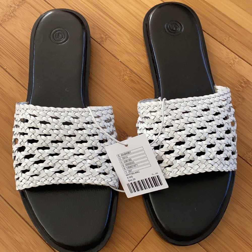 Brand new Urban Outfitters leather slide sandal